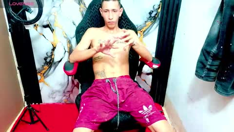 the_latin_boy02 online show from February 6, 2:30 am