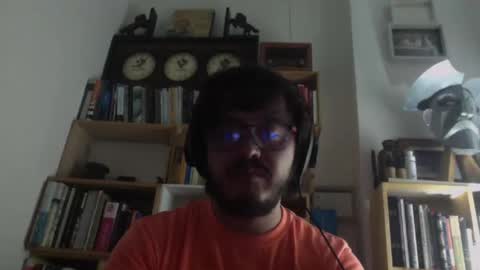 theguitarmistery online show from February 3, 4:10 am