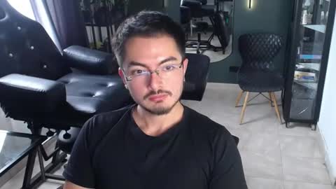 theo_ramirez online show from July 16, 6:04 pm