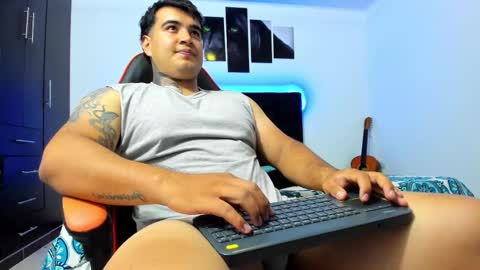 Thiago online show from March 25, 4:05 am