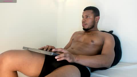 Thiago Instagram   online show from June 5, 2:49 am