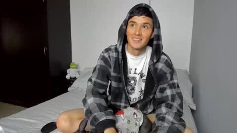 Thiago Wells online show from October 14, 7:32 pm