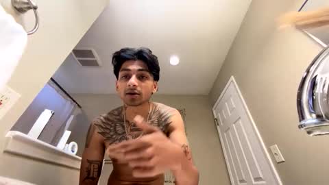 thouxanbansss online show from April 15, 11:26 pm