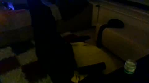 EdgingMasterThrthrd online show from April 18, 2:35 am