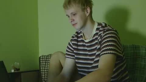 Tim WhiteS online show from December 15, 11:35 pm