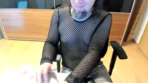 Tirolerboy27 online show from May 28, 7:06 am