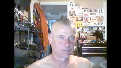 tx46m online show from March 29, 9:37 pm