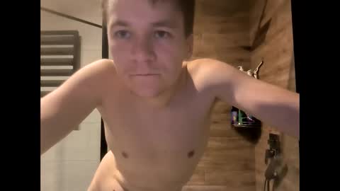 tobiasz950215 online show from March 8, 5:41 pm