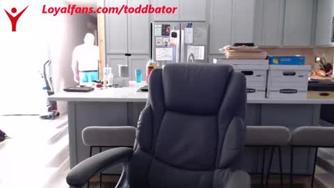 Todd Bator online show from June 23, 12:53 pm
