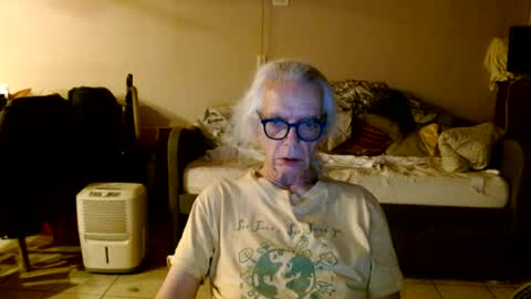 tom112292014 online show from July 14, 12:34 am