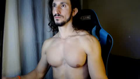 tom_show online show from June 15, 4:37 am