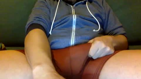 tombi125 online show from January 1, 5:00 pm