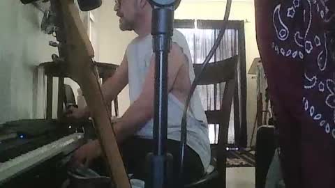 sirmuggsalot online show from July 11, 6:54 pm