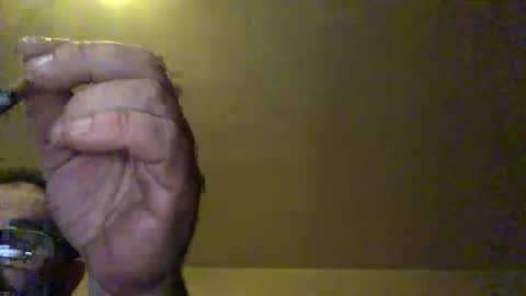 tomcop11111 online show from November 27, 4:49 am