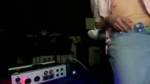 tommit84 online show from March 7, 2:57 am