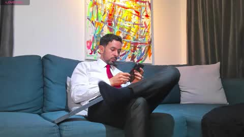 tommy_raym0ndg online show from March 12, 11:45 pm