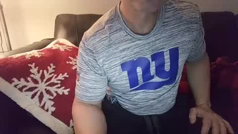 tommyguns11111 online show from January 14, 3:43 am