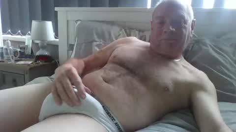 tony14712 online show from March 31, 7:43 am