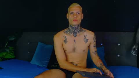 Stiven online show from July 2, 1:28 pm
