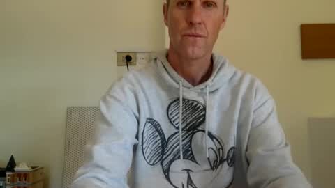 trebo00788 online show from May 3, 8:17 am