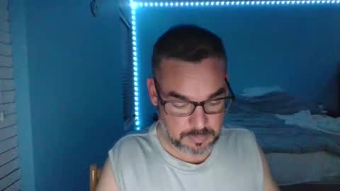 trebor_sins online show from January 8, 1:11 am