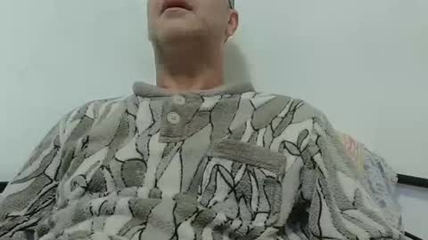 trevido4u online show from December 4, 5:27 am