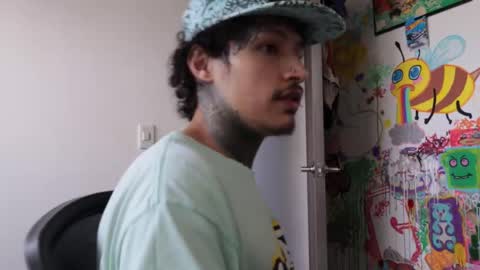 - trieone online show from March 3, 5:20 pm