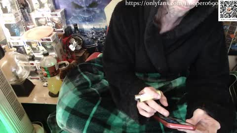 trooper0690 online show from April 6, 1:23 pm