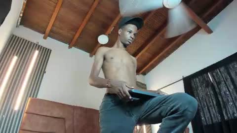 tyson_reed online show from July 6, 5:37 pm