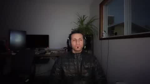 ultratoaster online show from January 9, 6:51 am