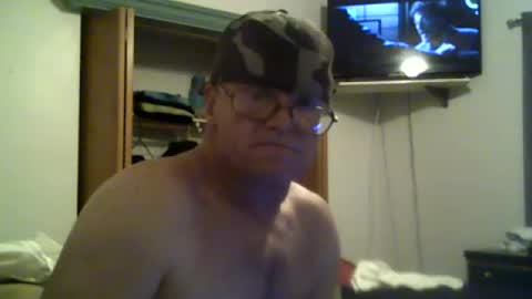 unclemuff online show from July 11, 10:45 pm