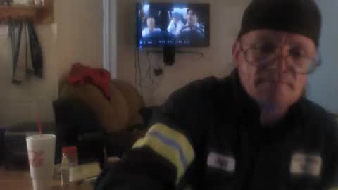 unclemuff online show from February 15, 12:28 am