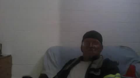 unclemuff online show from November 2, 2:05 am