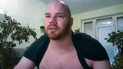 Uncut Strong online show from May 27, 3:42 pm