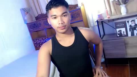 JAMES online show from May 12, 4:26 pm