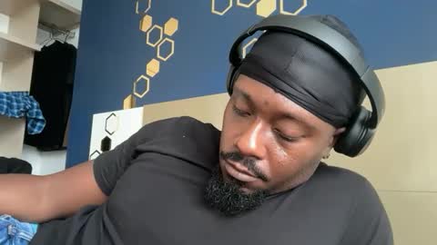 urbandick5 online show from April 4, 1:52 pm