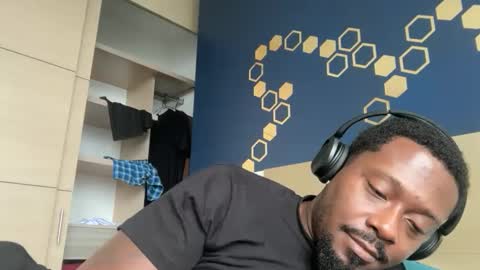 urbandick5 online show from April 6, 12:06 pm