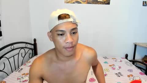 urfucker_vinz online show from May 31, 6:09 pm