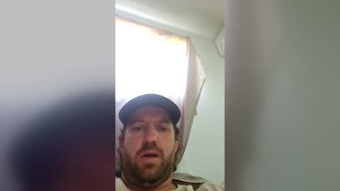 urguy05 online show from July 25, 9:11 pm