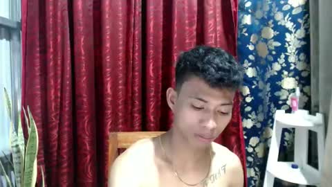 richard online show from March 10, 3:51 pm