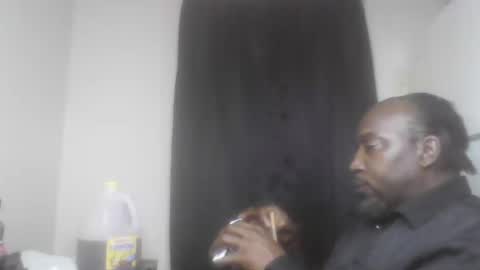 vandall3394 online show from July 11, 9:33 am