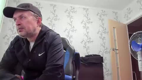 vano_822 online show from June 27, 12:22 pm