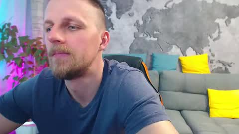 vikingchrisss online show from May 23, 10:54 am