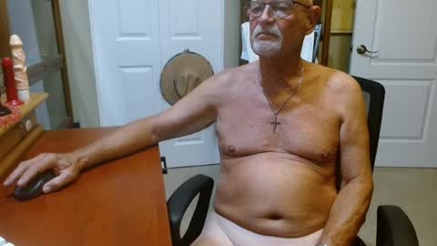 Vueuorme online show from June 14, 1:58 am