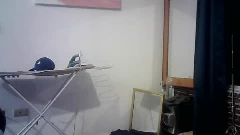 walo_77 online show from August 5, 4:50 am