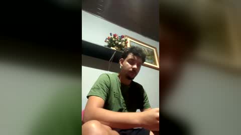 whikyan online show from June 18, 2:13 am