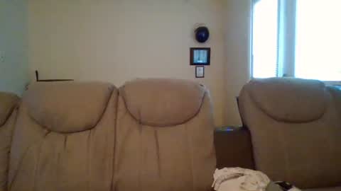 WhiskeyandCoke online show from April 15, 3:01 pm