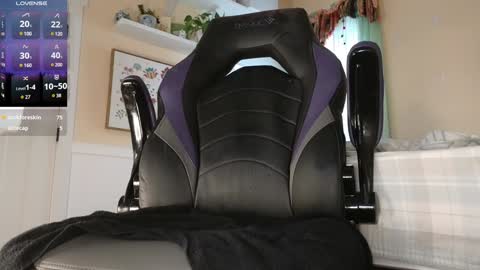 WhiteWolf online show from January 25, 5:40 pm