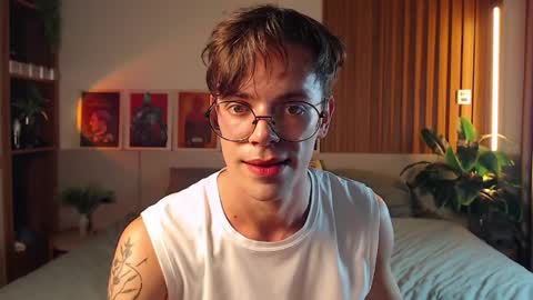 William online show from April 9, 1:39 pm