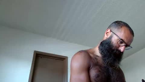 woof_wolf37 online show from June 11, 3:32 pm